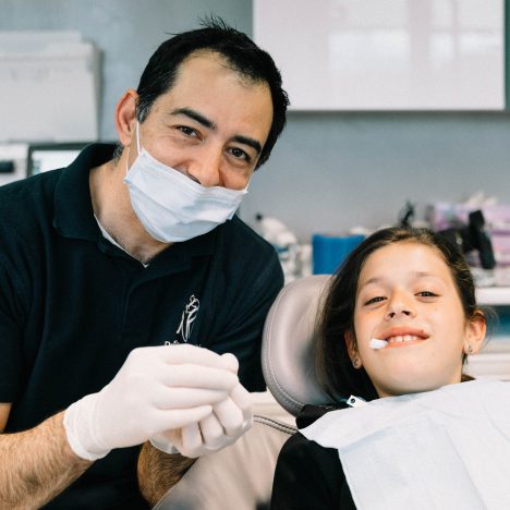 Estrazione denti bambini Studio dentistico Smile Restyle Rosini Livorno